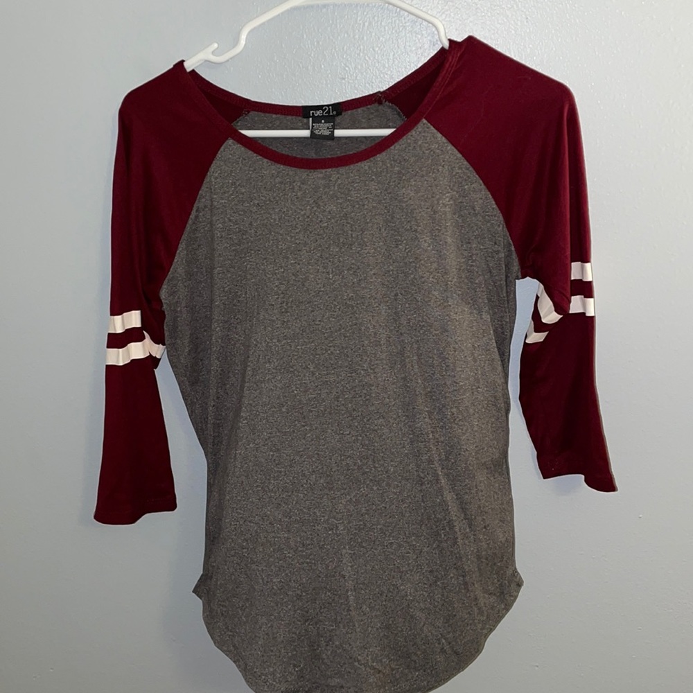 mid sleeve shirt